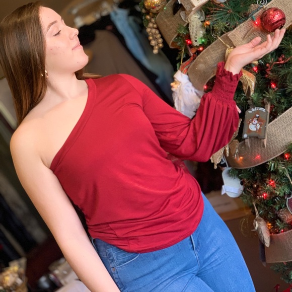 One Shoulder Wine Long Sleeve Top NWT Size Small - Picture 3 of 4